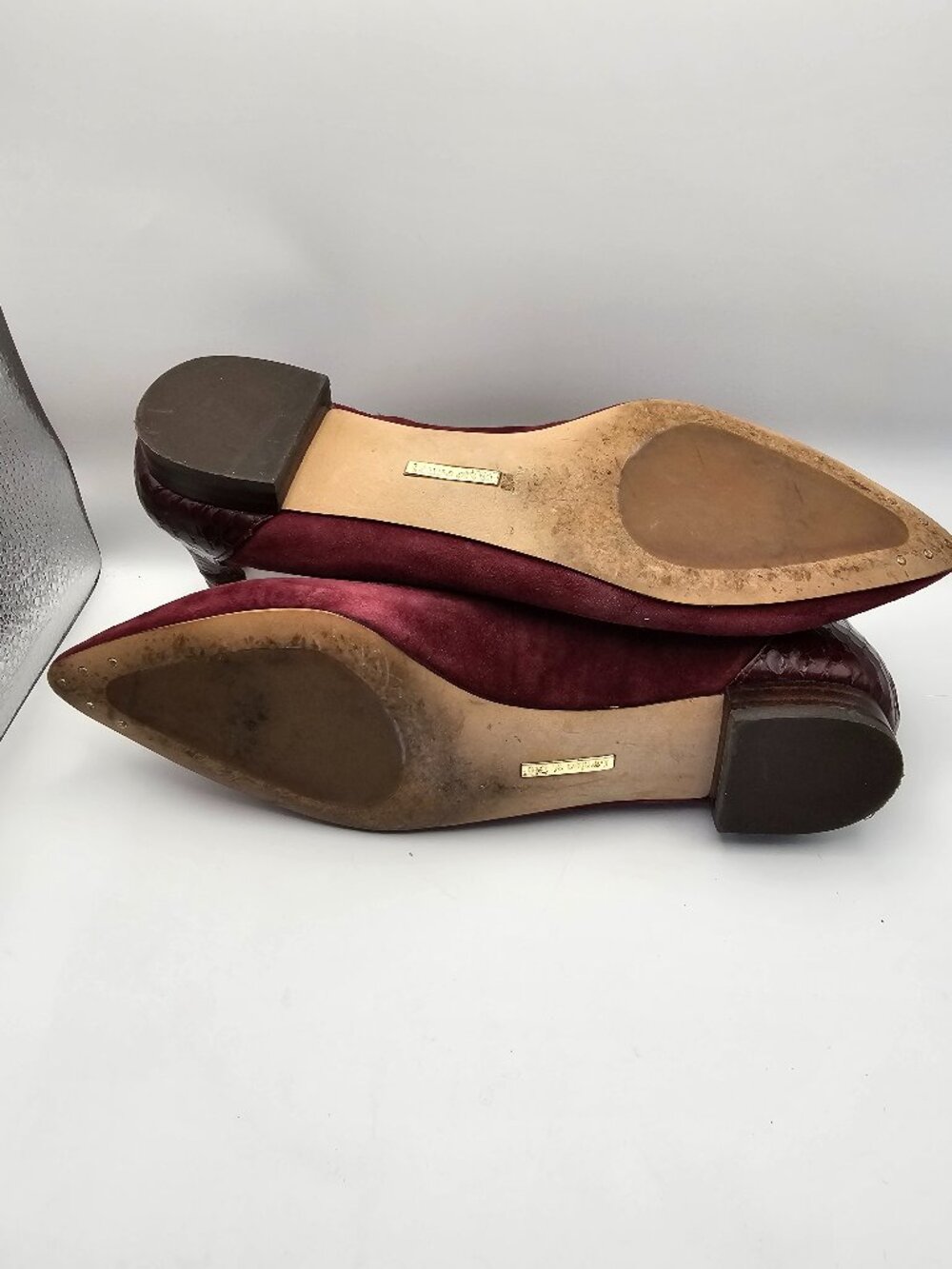 Louise et Cie Lo‑Berry Burgundy Suede Pointed‑Toe Flats – Approx. Size 8 - Picture 7 of 9